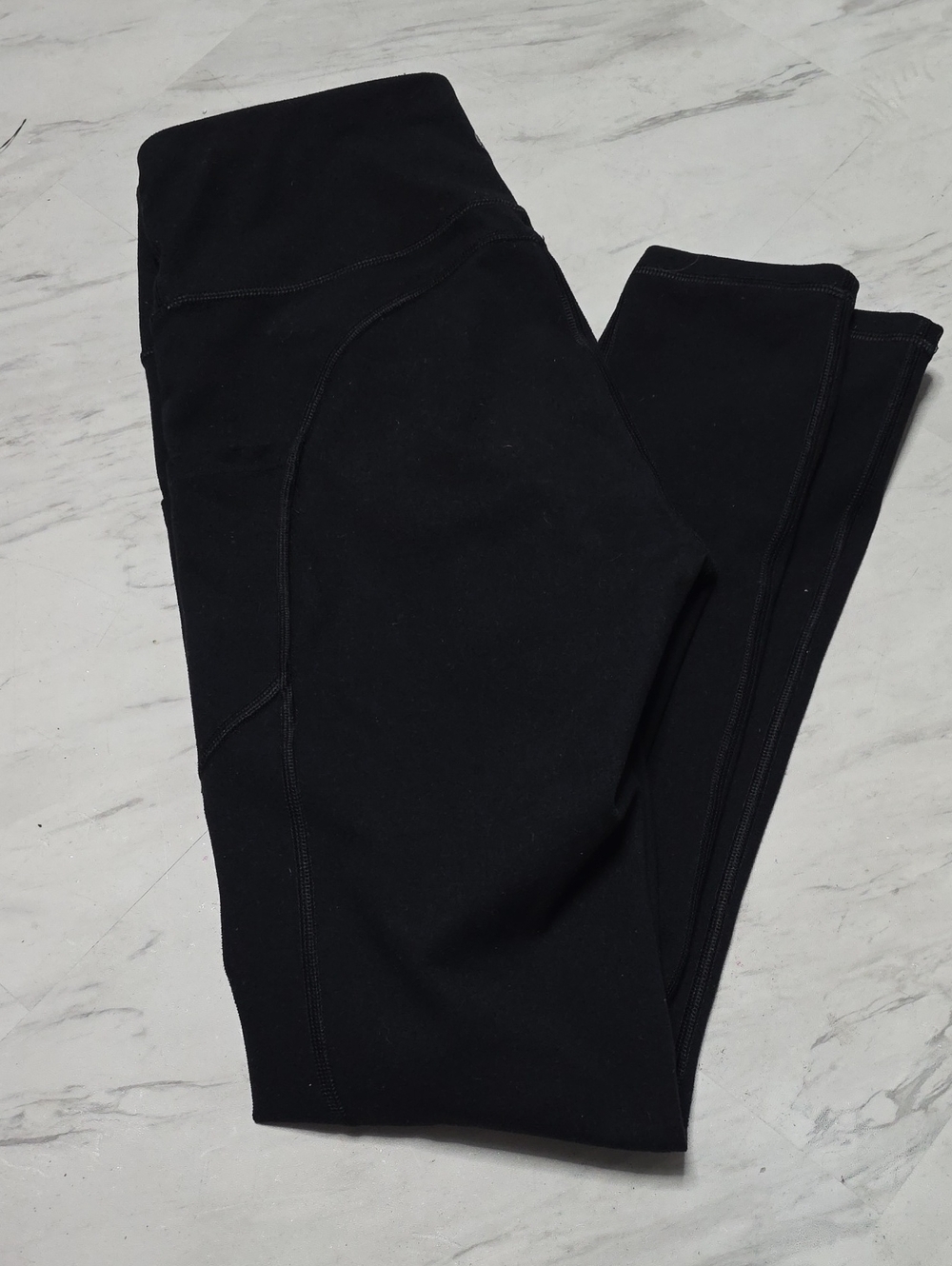 Black High-Waist Performance Leggings